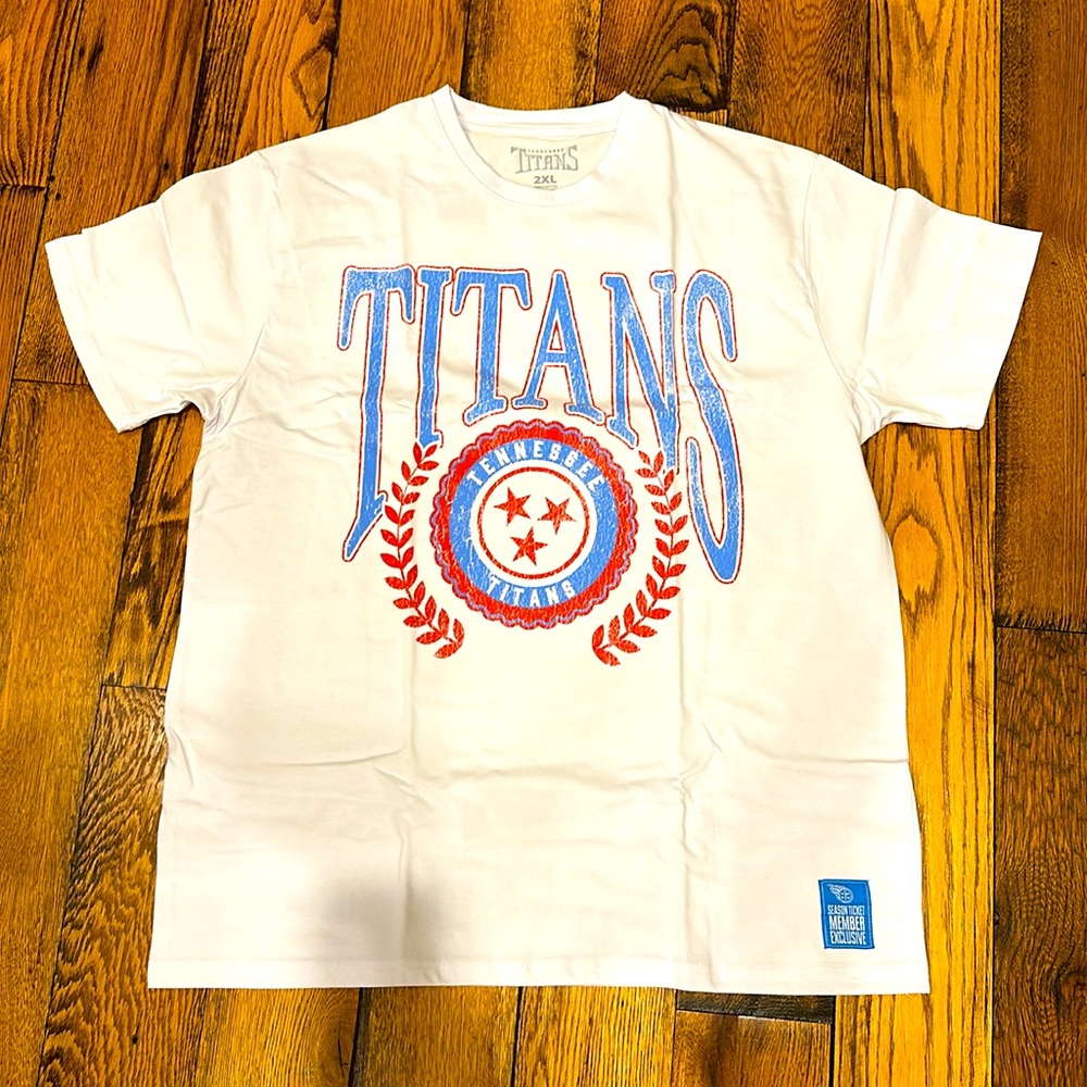 NEW🏈Tennessee Titans White, Red and Blue Cotton Short Sleeve T-Shirt 2XL